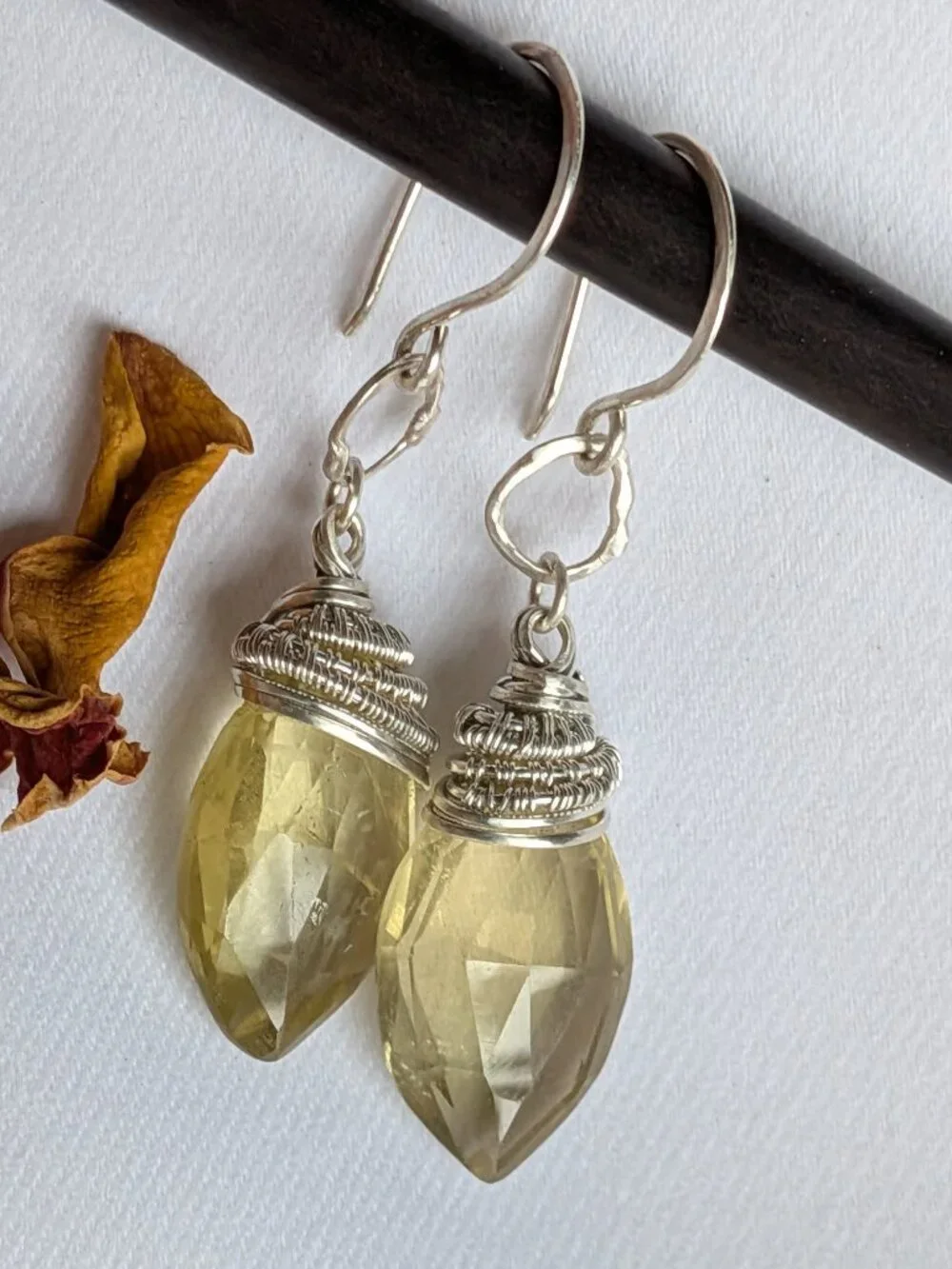 Artisan unique faceted